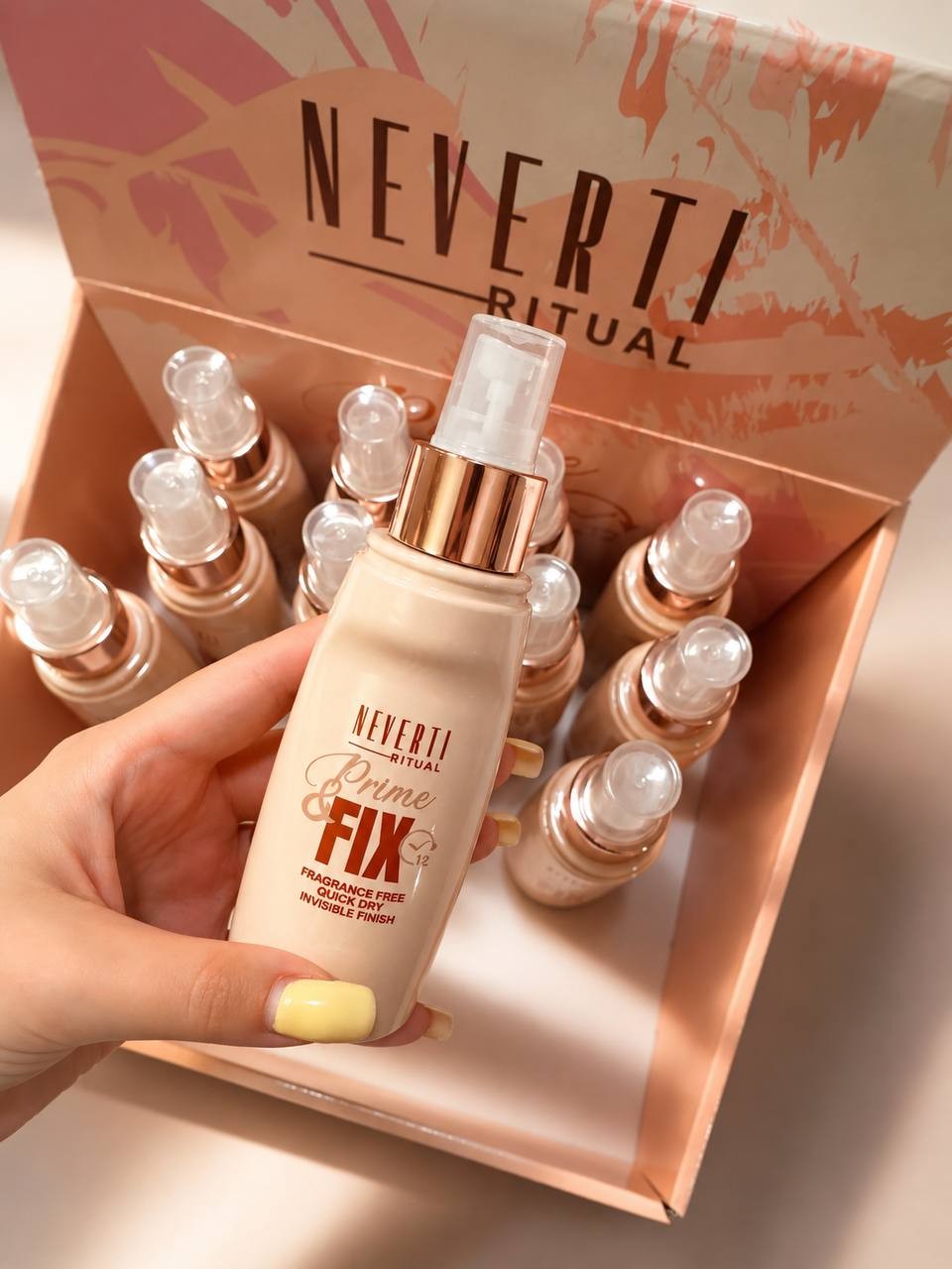 Prime&Fix Spray NEVERTI NP900 Фиксирующий спрей для макияжа Prime&Fix Spray NEVERTI NP900 — изображение 2