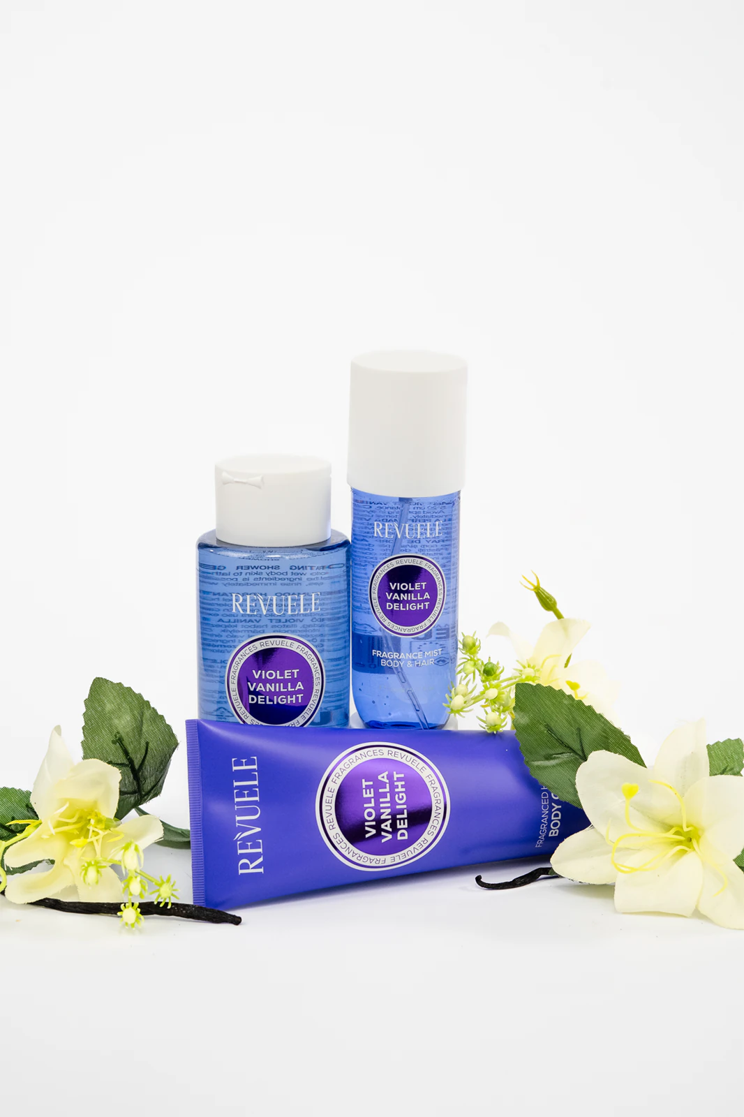 Violet Vanilla Delight Fragranced Hydrating Shower Gel 2 Гель для душу парфумований зволожуючий Revuele VIOLET VANILLA DELIGHT 400 мл - Зображення 2